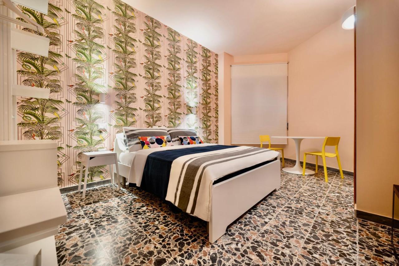 Boutique Rooms Carbonazzi 17 Cagliari Exterior photo