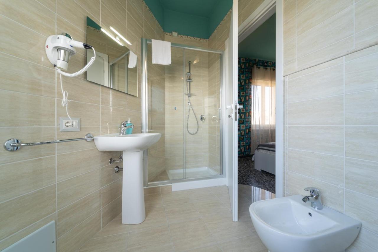 Boutique Rooms Carbonazzi 17 Cagliari Exterior photo